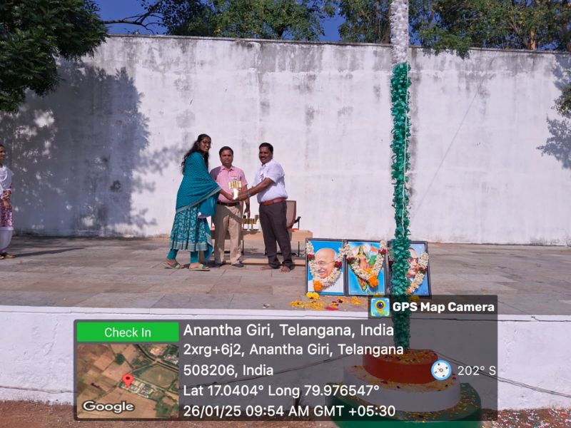 prize distribution on republic day for winners at anrk pharmacy college